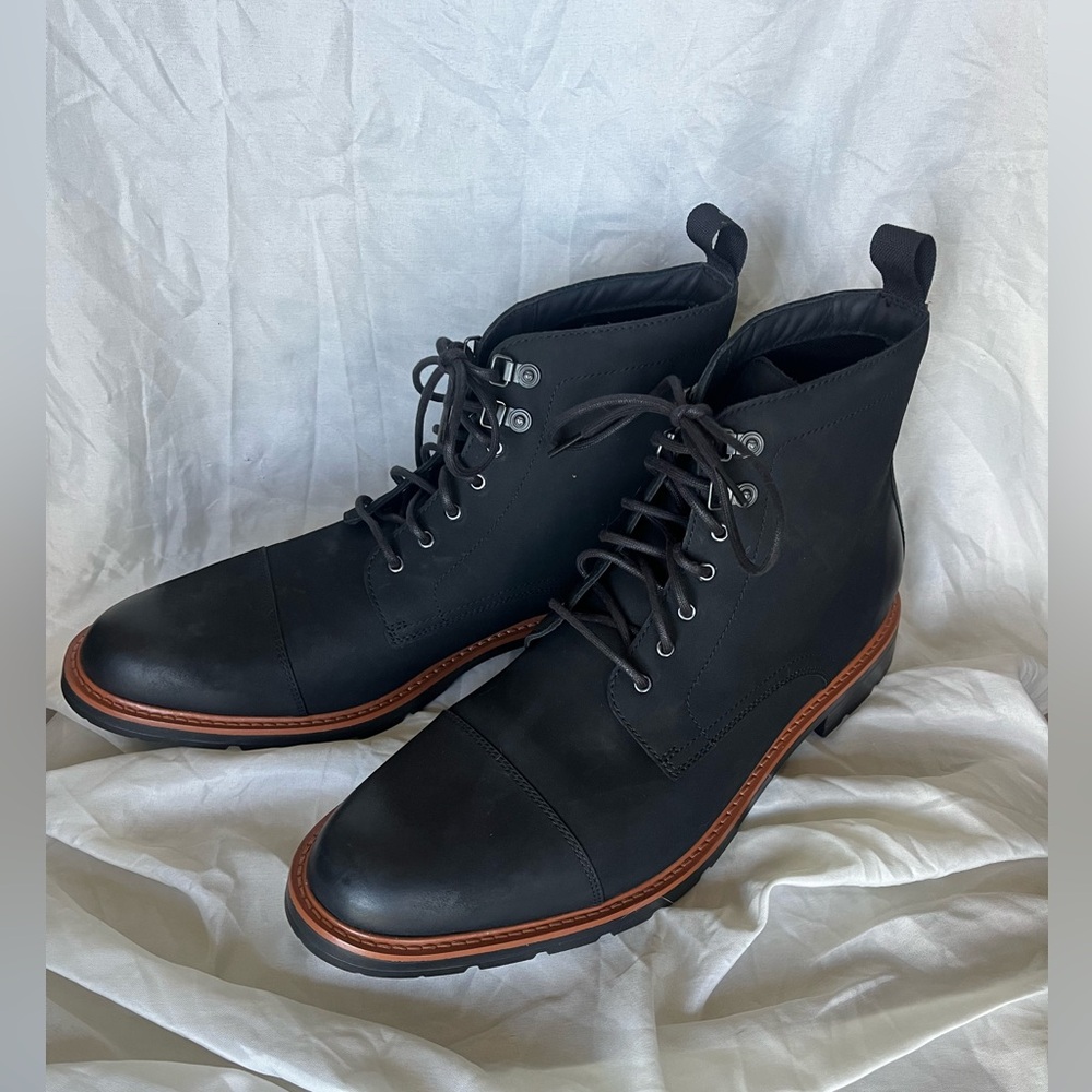 Cole Haan Grand 360 Men's Lug Boots size 13 M
NWOT